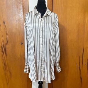 Rachel Zoe Cream Satin Button Down Shirt Black Gray Stripes Gold Buttons P2P 27”